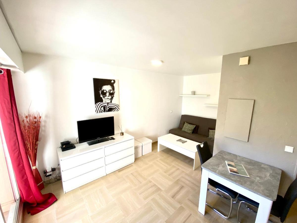 CANNES-PASSY - TRÈS BEAU STUDIO POUR 4 PERS - PISCINE DANS RÉSIDENCE - PARKING PRIVé - JARDIN Ngoại thất bức ảnh